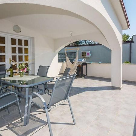Апартаменти Family Patio Вир Екстер'єр фото